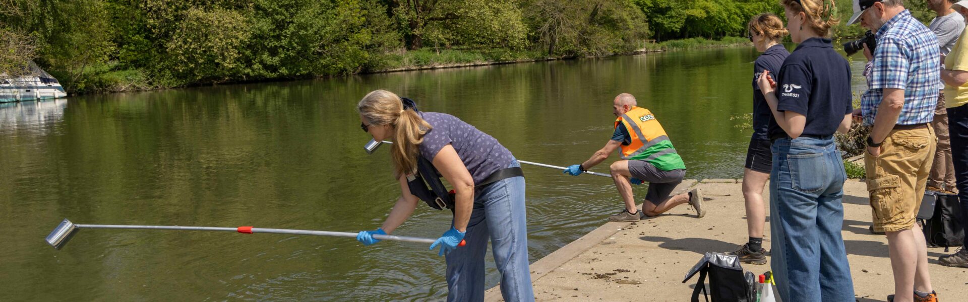 Thames21 Public Engagement and Inclusive Monitoring on the Thames from Wallingford to Caversham